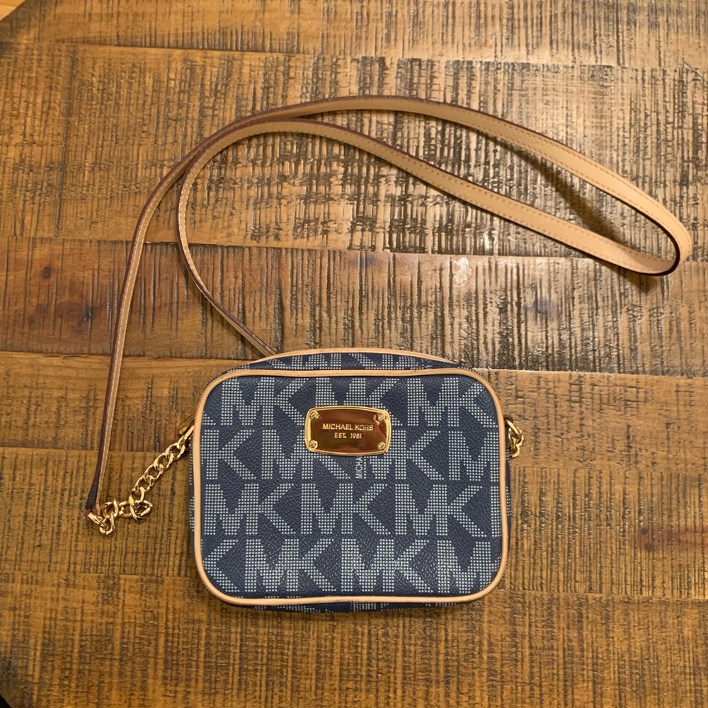 Michael Kors Crossbody